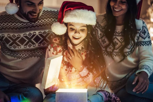 Family on New Year's Eve — Stock Photo, Image