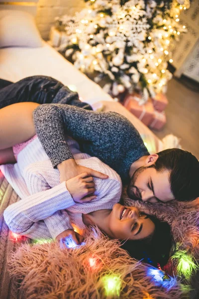 Casal na cama — Fotografia de Stock