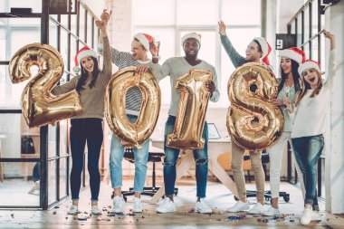 Ofiste Noel Kutlamaları