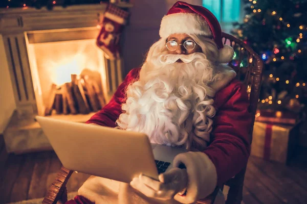 Papai Noel em sua residência — Fotografia de Stock