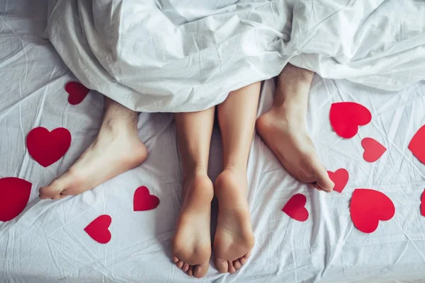 Couple in bedroom — Stock Photo, Image