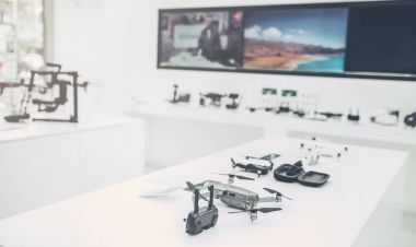 Modern cihazlarla quadcopter mağaza