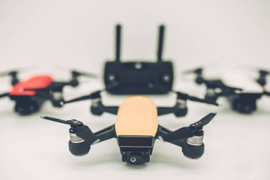 Modern cihazlarla quadcopter mağaza