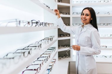 Göz hastalıkları Kliniği kadın doktor