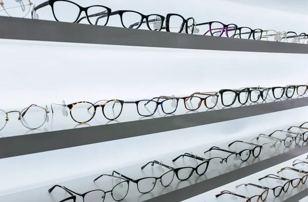 Brille in Augenklinik — Stockfoto