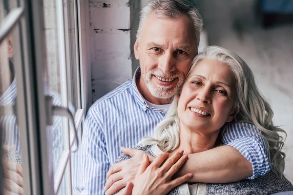 Senior couple at home — Stock Photo, Image