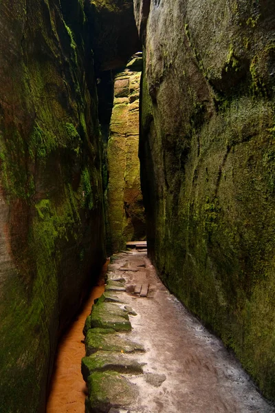 Gizemli kayalık gorge — Stok fotoğraf