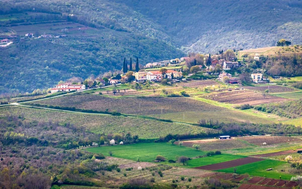A mountainous landscape in Istria. — Stock Photo, Image