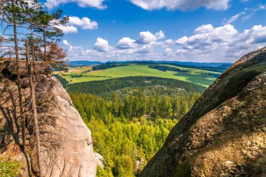 Ostas Masa Dağı görünümden yatay.