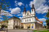 Metropolitní katedrála sv. Jana Křtitele v Trnavě, Slovensko, Evropa.