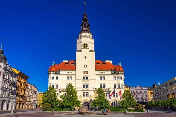 Plaza Superior Con Ayuntamiento Opava República Checa Europa — Foto de Stock