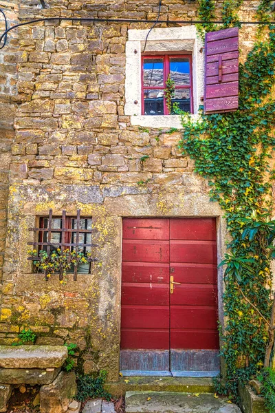 Steinfassade Eines Alten Hauses Das Dorf Groznjan Auf Istrien Kroatien — Stockfoto