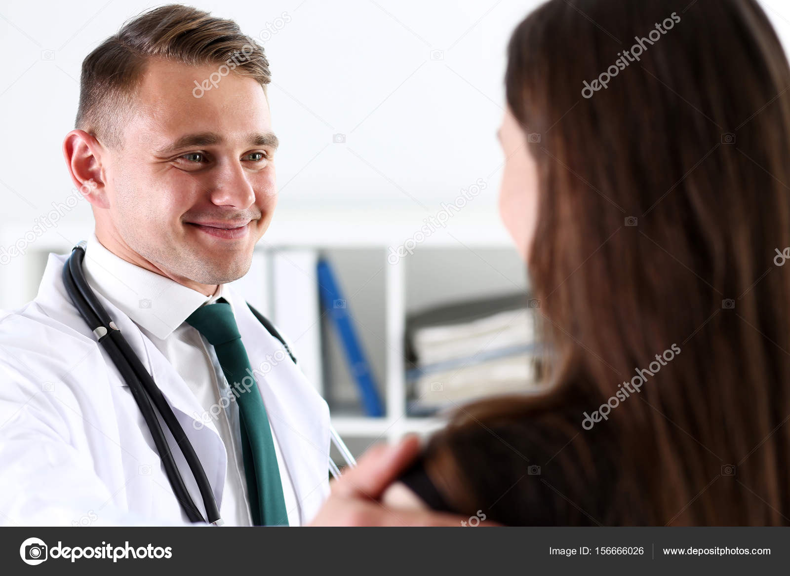 Resultado de imagen para el es un hombre amable y guapo