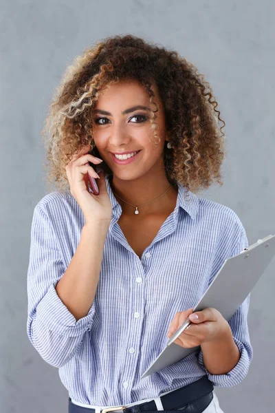 Güzel siyah kadın portre.