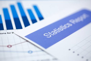 Pano üzerindeki mali istatistikleri belgeler office tablo closeup yastık