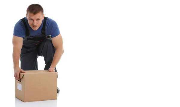 Servicio especializado de mensajería entrega lleva cajas con paquetes — Foto de Stock