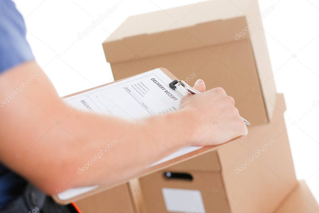 Specialist courier delivery service offers to fill the contract of cooperation