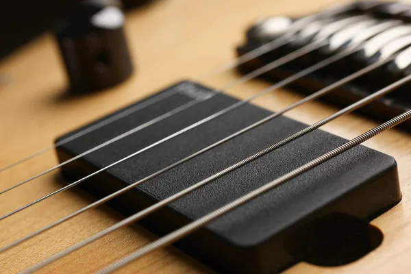 古典的な形木製エレク トリック ギター ローズウッド ネック付け — ストック写真