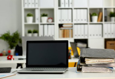 Boş ofis portre işyerinde