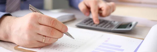 Accountant Calculate Finances Corporate Report — Stock Photo, Image