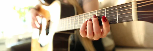 Music Creative Idea Female Guitarist Perfomance — Stock Photo, Image