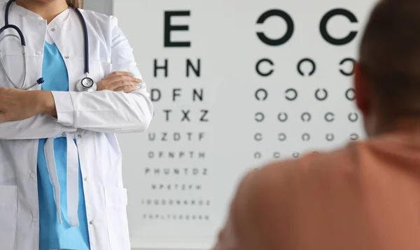 Paciente en revisión de la vista — Foto de Stock