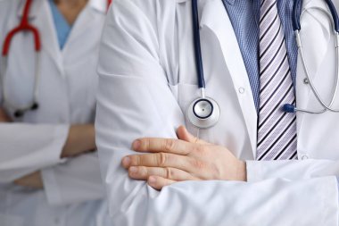 Doktorlar Kliniği