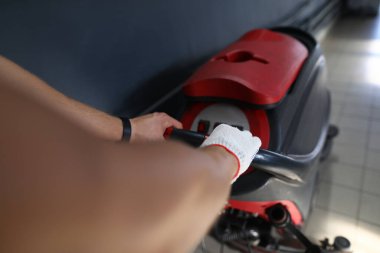 Machinery for fixing transport