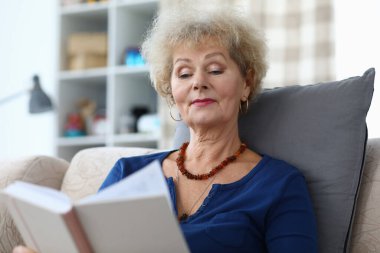 Değerli anlar evde dinleniyor.