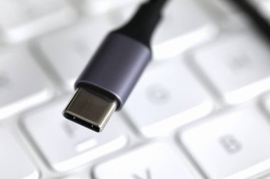 Farklı aygıtlar için kablo