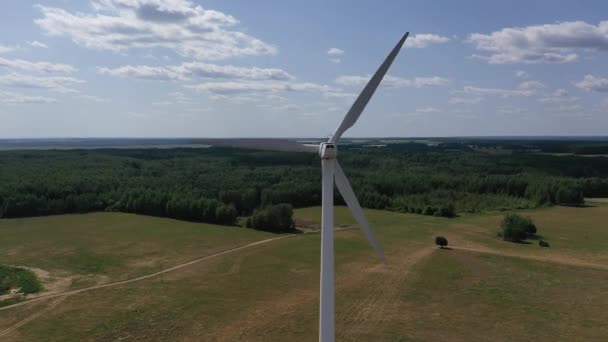 Windräder mit Strom gegen — Stockvideo