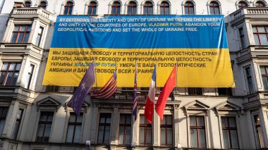 Berlin, Almanya - 14 Kasım 2019: Banner 