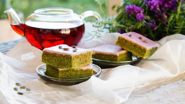 Matcha Green Tea Cakes White Chocolate Glaze Seeds Tea White — Stock Photo, Image