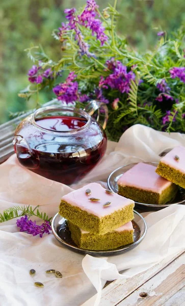 Matcha Green Tea Cakes White Chocolate Glaze Seeds Tea White — Stock Photo, Image