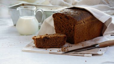 siyah, çavdar kişniş ile ev yapımı ekmek