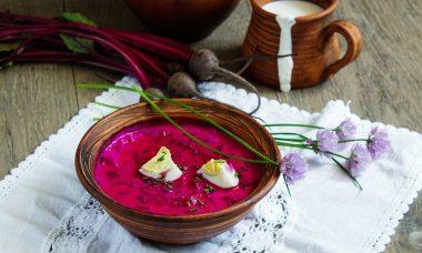 Holodnik soğuk pancar kök çorbası