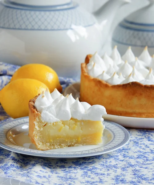 Pastel Merengue Limón Tarta —  Fotos de Stock