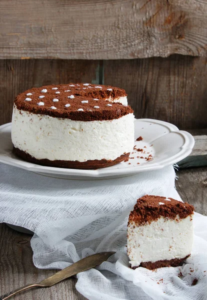 Soufflé Pastel Con Migas Galletas Crema Chocolate — Foto de Stock