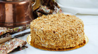 tereyağı ile fıstık - kremalı pasta Sovyet Rus pasta Podarochniy