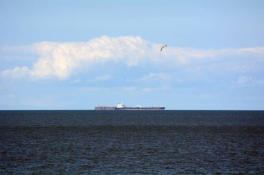 Konteyner gemisi uzaktan 