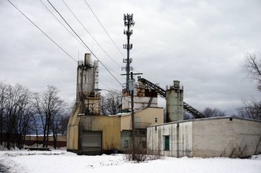 Terk edilmiş Asfalt beton santrali