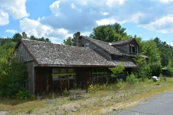 Abandoned Country Farmhouse House — Stock Photo, Image