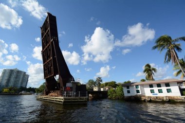 Açık Baskül tren Köprüsü geçişi kanal Fort Lauderdale Florida