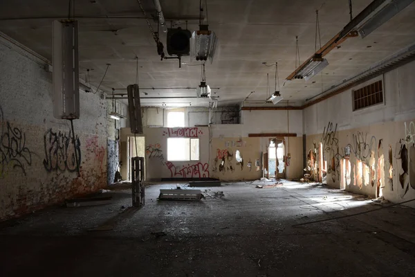 Chambre Dans Bâtiment Industriel Abandonné — Photo