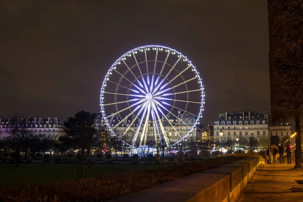 法国巴黎Tuileries花园公园的Ferris Wheel — 图库照片