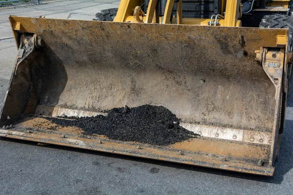 Bulldozer Excavator Blade Asphalt Pavement Roadwork — Stock Photo, Image