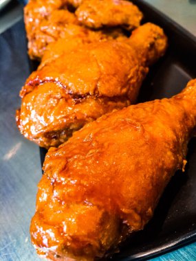 derin kızarmış tavuk 