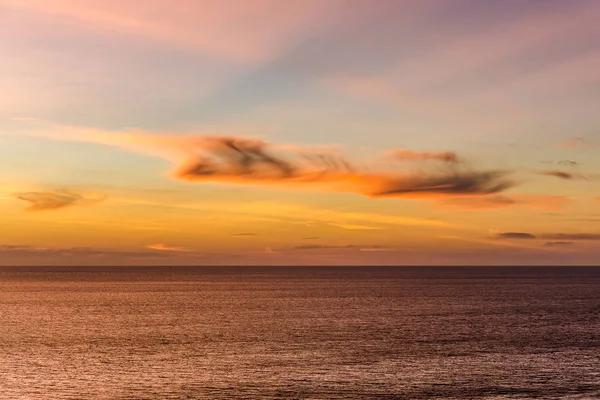 Evening sea With light Beautiful colors