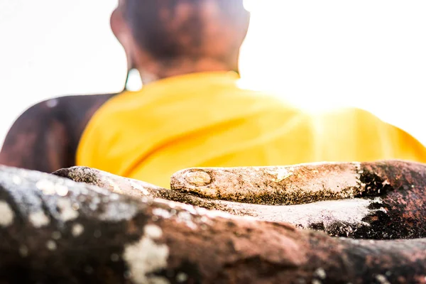 La main de Bouddha montre la tranquillité . — Photo