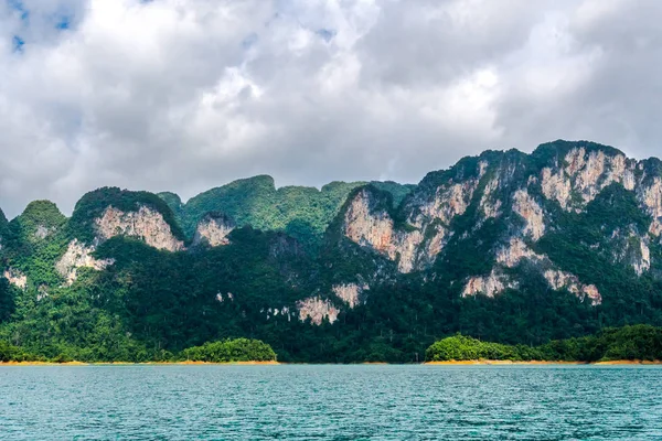 Manzara ile deniz manzaralı, serin bir esinti